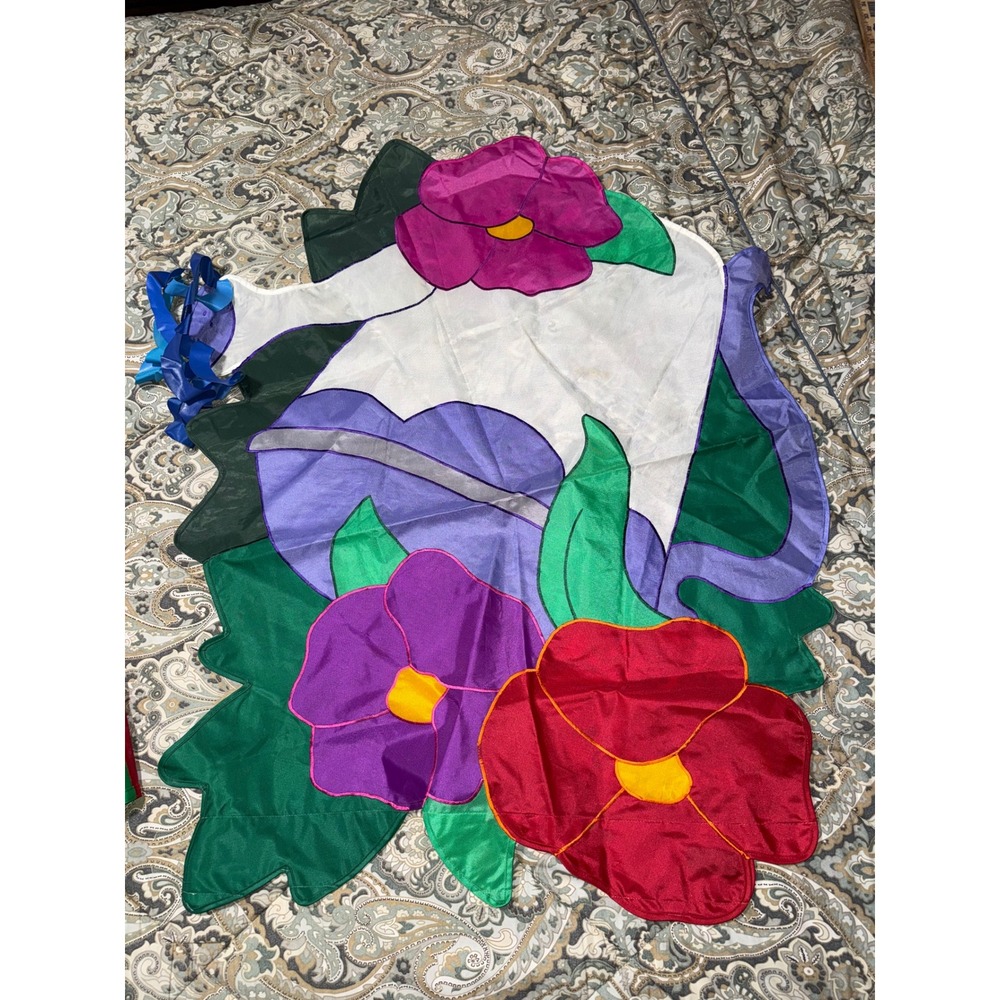 Vintage Floral Applique Garden Flag Decorative Outdoor Banner Purple Red Green‎